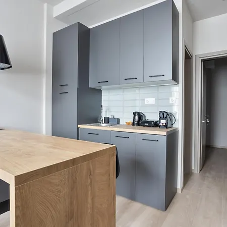 Ellie's Downtown Tesalónica