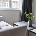 Ellie's Downtown Apartamento *